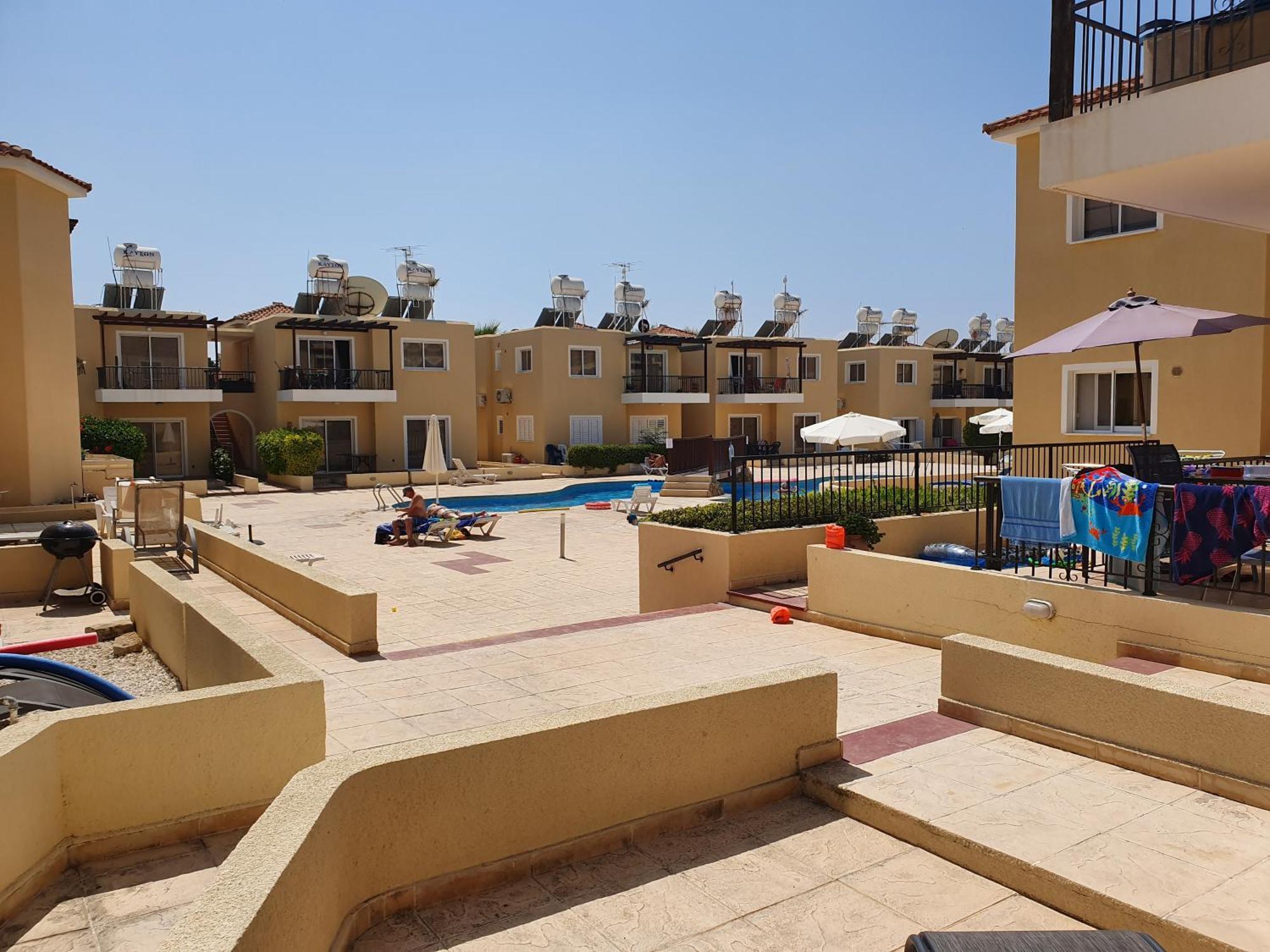 Sirena Sunrise, Apartment 4 Paphos Exterior foto